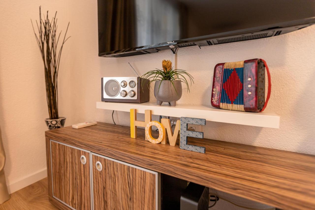 Self Check-In Apartment With Jacuzzi Mostar Extérieur photo
